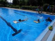 Tauchaktion im Burkhardtsdorfer Freibad