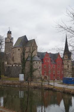 Burg Stein, Vorderansicht