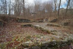 Ruine der ehemaligen Klosterkirche im Klosterpark Grünhain
