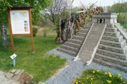 Miniwelt Lichtenstein, Pyramide des Kukulcán