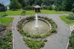 Schloss Wildenfels, Blick in den Schlossgarten