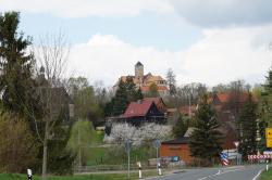 Blick zur Burg Schönfels