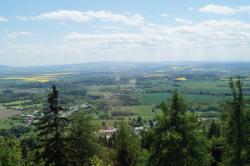 Blick vom Kapellenbergturm auf Schloss Schönberg, Bad Brambach/Ortsteil Schönberg