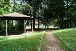 Felsendome Rabenstein, Außenanlagen