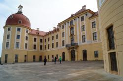 Schloss Moritzburg, "Schlosshof"